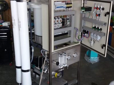 Seawater Reverse Osmosis Pilot System 250 little per hour