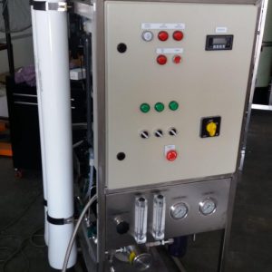 Seawater Reverse Osmosis Pilot System 250 little per hour